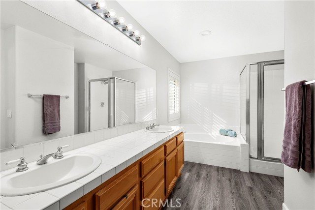 Detail Gallery Image 14 of 25 For 20220 Arthur Ct, Saugus,  CA 91350 - 3 Beds | 2/1 Baths