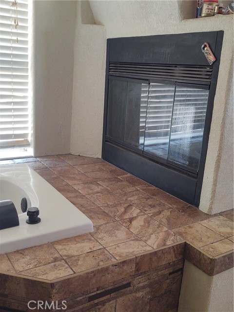9373 Nevada Road, Phelan CA: https://media.crmls.org/medias/0837cd3e-7e07-4e94-8913-d6ef46d22df2.jpg