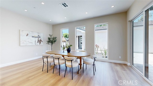Image 16 of 75 For 421 Catalina Street