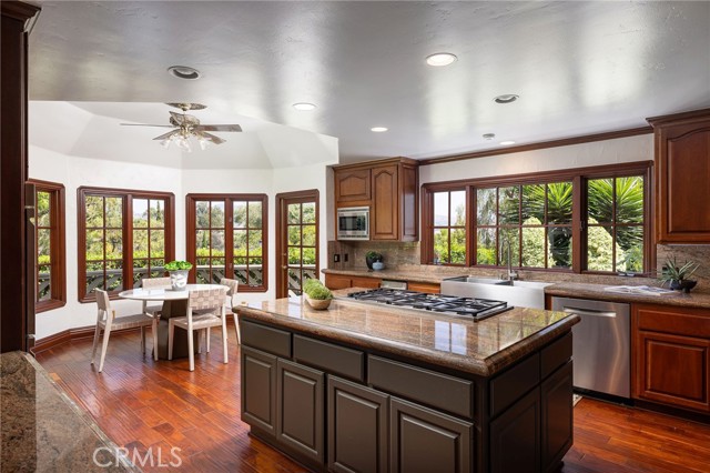 Detail Gallery Image 17 of 48 For 27962 Suffolk Ln, San Juan Capistrano,  CA 92675 - 4 Beds | 4/1 Baths