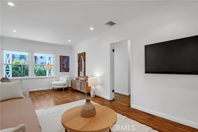 3780 Beethoven Street, Los Angeles CA: https://media.crmls.org/medias/083869b5-bdda-4783-8860-e146aab5b9bc.jpg