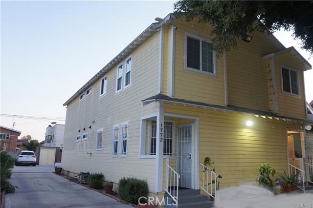 Detail Gallery Image 1 of 11 For 1770 1772 W 22nd St, Los Angeles,  CA 90007 - – Beds | – Baths