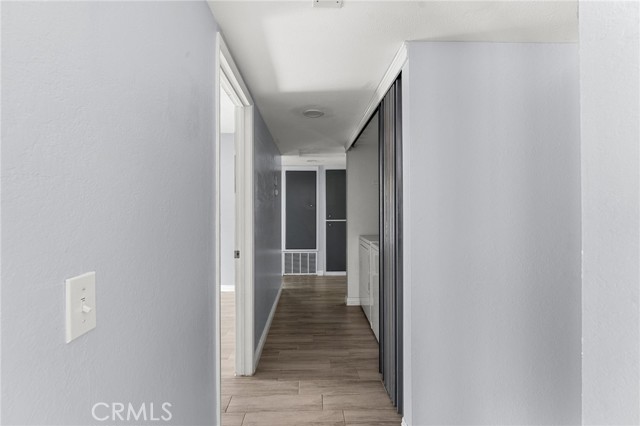 8809 Amigos Place, Riverside CA: https://media.crmls.org/medias/0838e3e9-c3b2-4a6e-b0b1-88ec18c16045.jpg