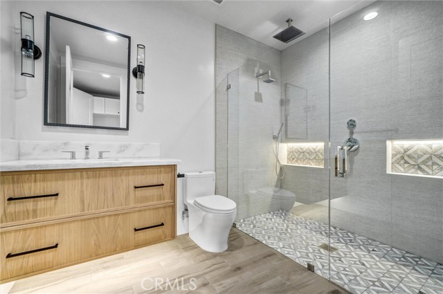 Detail Gallery Image 27 of 69 For 3312 Kenilworth Dr, Rossmoor,  CA 90720 - 6 Beds | 7 Baths