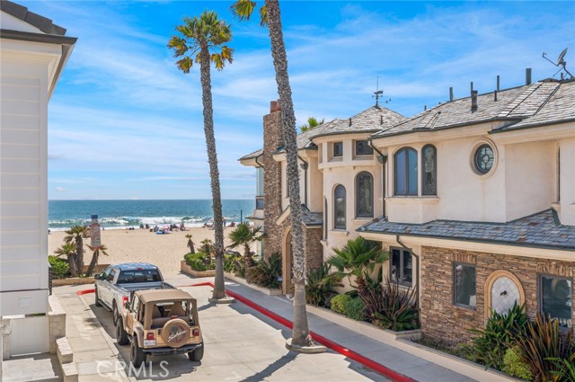 6111 Seashore Drive, Newport Beach CA: https://media.crmls.org/medias/0839b236-2908-4366-a336-b22d58fc6de6.jpg