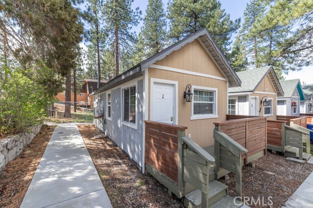 528 Cottage Lane, Big Bear Lake CA: https://media.crmls.org/medias/083a2244-cd16-4392-92c8-a921d9e32de6.jpg