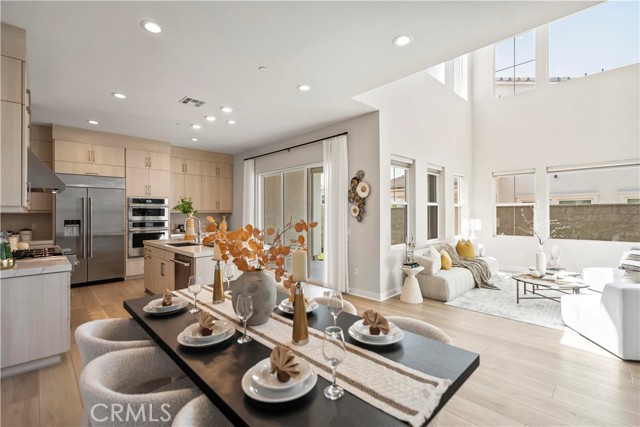 251 Brackens, Lake Forest CA: https://media.crmls.org/medias/083a8a3d-a154-4028-b550-4373e6c963e6.jpg