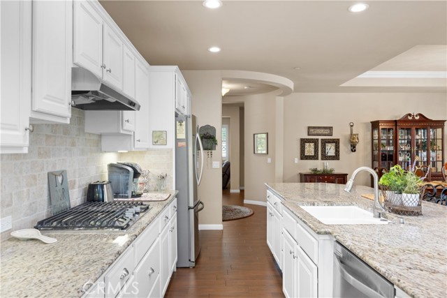 Detail Gallery Image 18 of 37 For 12401 Winterbourne, Bakersfield,  CA 93312 - 2 Beds | 2 Baths