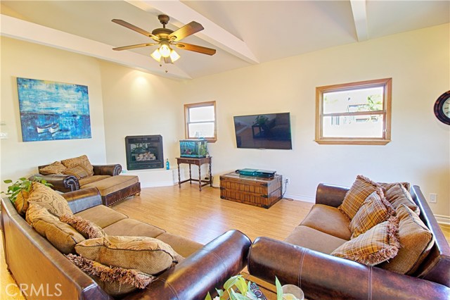 3402 Rindge Lane, Redondo Beach, California 90278, 3 Bedrooms Bedrooms, ,2 BathroomsBathrooms,Residential,Sold,Rindge,SB17059269