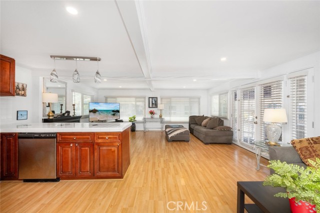 Detail Gallery Image 44 of 56 For 6229 E Golden Sands Dr #193,  Long Beach,  CA 90803 - 2 Beds | 2 Baths