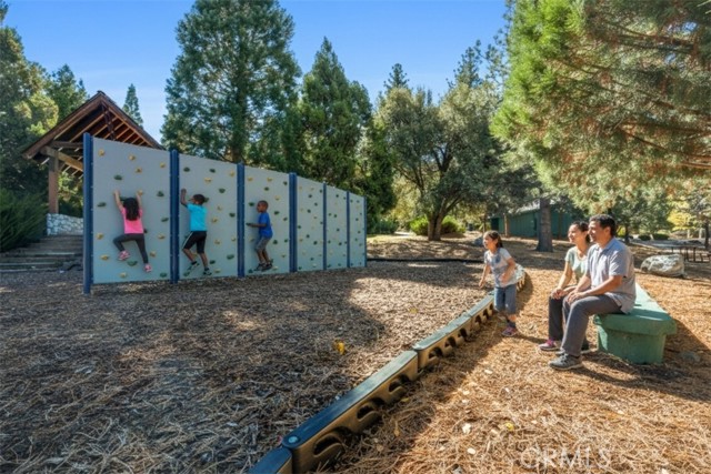 Detail Gallery Image 40 of 51 For 2116 Glacier Dr, –,  CA 93222 - 3 Beds | 1 Baths