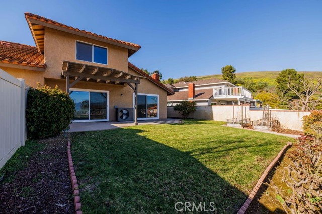 Detail Gallery Image 17 of 20 For 3620 Sherwood Dr, Yorba Linda,  CA 92886 - 3 Beds | 3 Baths