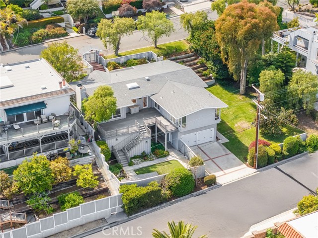 33932 Granada Drive, Dana Point CA: https://media.crmls.org/medias/083db61b-77ed-449e-85c9-e9db19338828.jpg