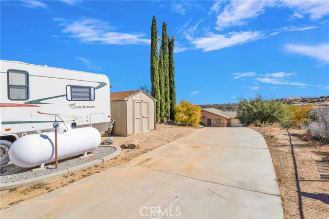 Detail Gallery Image 53 of 69 For 6297 Coleridge, Oak Hills,  CA 92344 - 7 Beds | 4 Baths