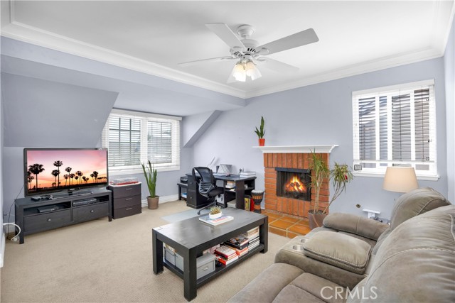 Detail Gallery Image 35 of 73 For 10201 Beverly Dr, Huntington Beach,  CA 92646 - 5 Beds | 2/1 Baths