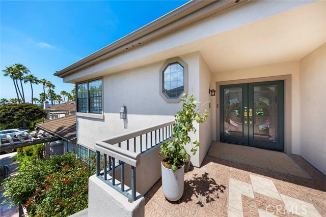 Detail Gallery Image 31 of 44 For 90 Ocean Vista, Newport Beach,  CA 92660 - 2 Beds | 2/1 Baths