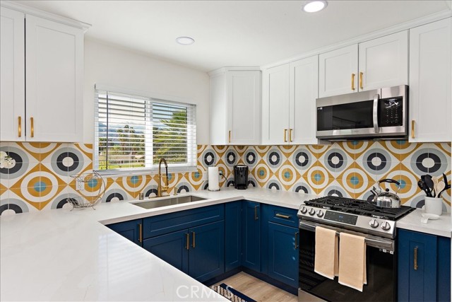 76733 California Drive, Palm Desert CA: https://media.crmls.org/medias/08401d63-7457-47c8-8447-e9330d757fc0.jpg