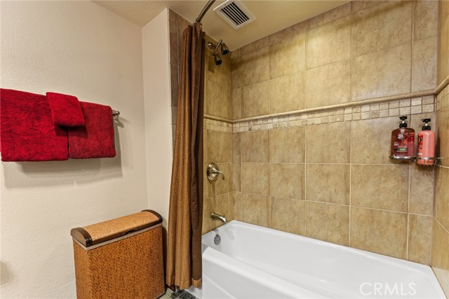 Detail Gallery Image 31 of 38 For 400 Resort Rd #701,  –,  CA 96146 - 2 Beds | 2 Baths