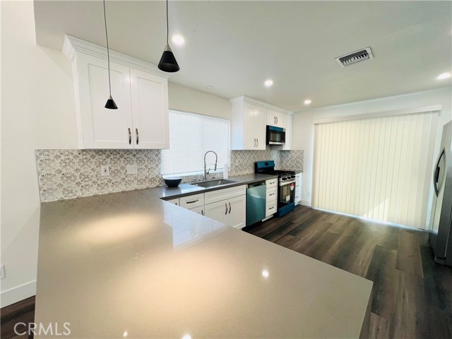 9010 Wilbur, Northridge CA: https://media.crmls.org/medias/084142d3-774b-4287-935f-41dfcdb09e19.jpg