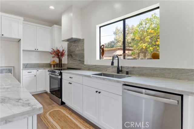 Detail Gallery Image 13 of 39 For 137 E Avenue 42, Los Angeles,  CA 90031 - 3 Beds | 2 Baths