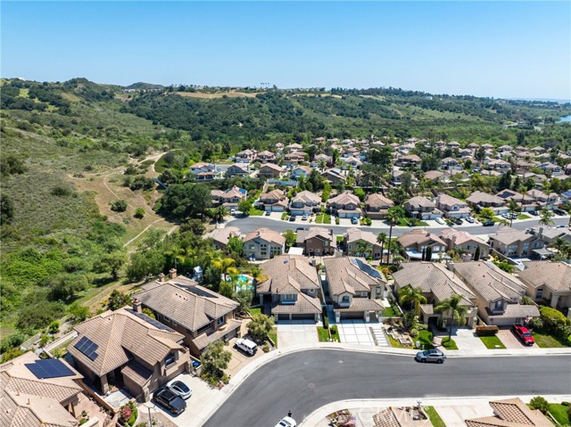 Detail Gallery Image 28 of 32 For 16 Deerfield Place, Trabuco Canyon,  CA 92679 - 5 Beds | 3 Baths