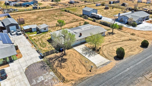 Detail Gallery Image 8 of 55 For 14775 Gayhead, Apple Valley,  CA 92307 - 3 Beds | 2 Baths