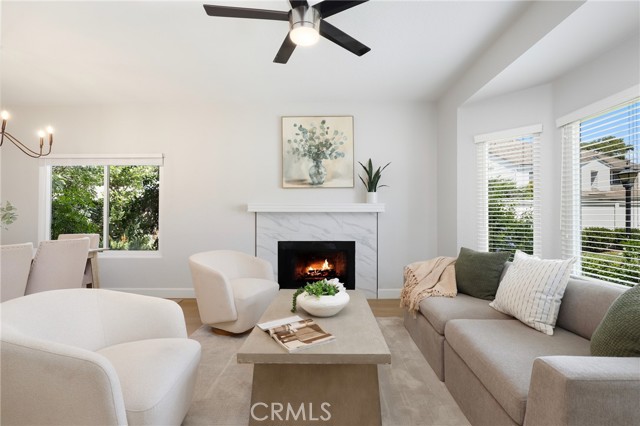 226 Greenmoor, Irvine CA: https://media.crmls.org/medias/08421651-b8d7-440a-a6e1-a38497e0cb3f.jpg