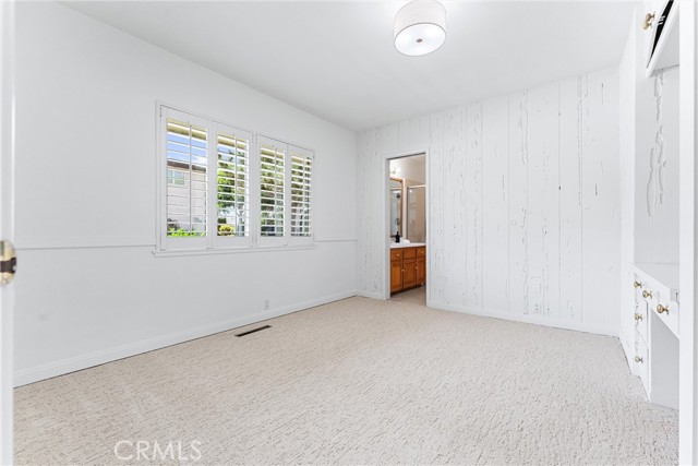 Image 28 of 43 For 15518 Olive Branch Drive