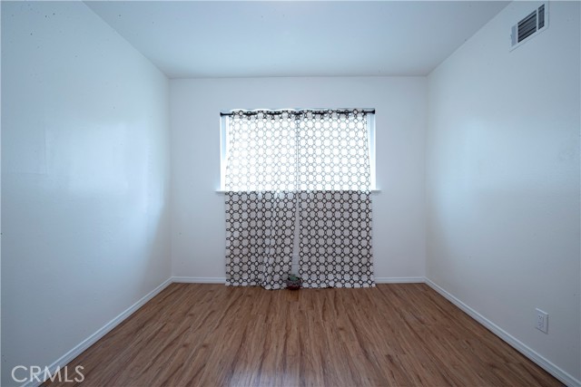 Detail Gallery Image 16 of 21 For 2497 Logan St, Pomona,  CA 91767 - 4 Beds | 2 Baths