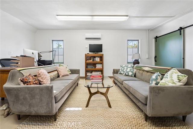 Detail Gallery Image 57 of 75 For 23021 8th St, Newhall,  CA 91321 - 2 Beds | 2 Baths