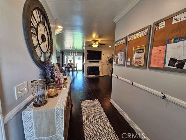 Detail Gallery Image 2 of 38 For 4026 N Shadydale Ave, Covina,  CA 91722 - 4 Beds | 2/1 Baths