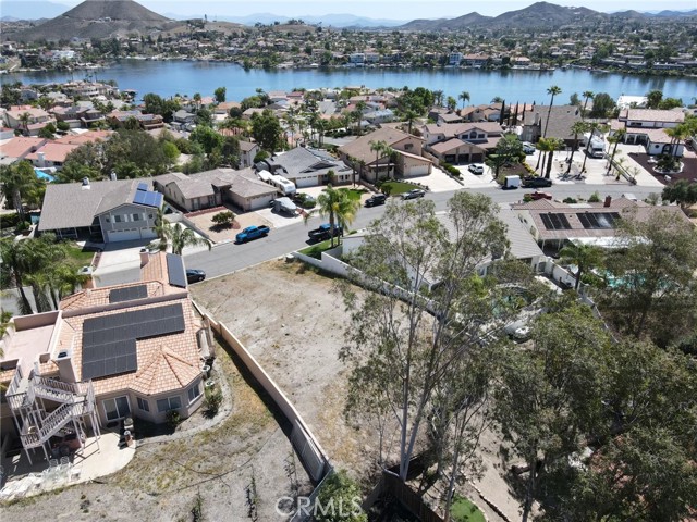 Detail Gallery Image 2 of 9 For 29613 Chaparral Way, Canyon Lake,  CA 92587 - – Beds | – Baths