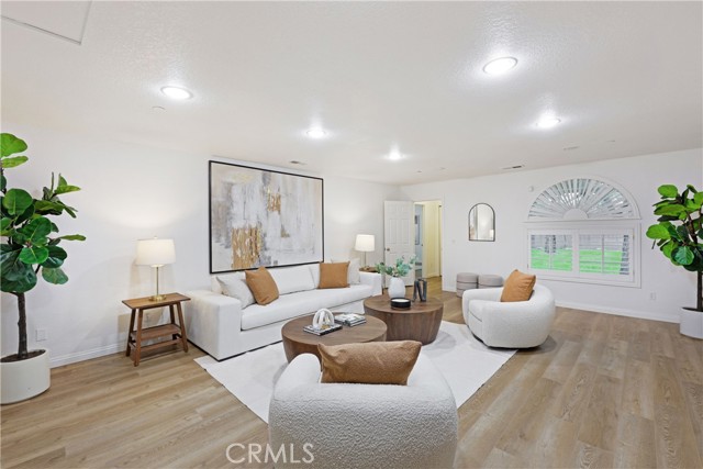 Detail Gallery Image 19 of 45 For 7333 via Rio Nido, Downey,  CA 90241 - 3 Beds | 3 Baths