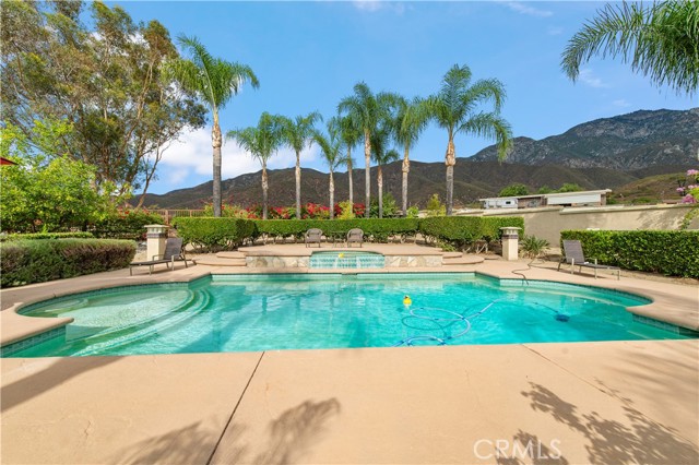 Detail Gallery Image 20 of 62 For 4954 Crestview Pl, Rancho Cucamonga,  CA 91701 - 6 Beds | 4/1 Baths