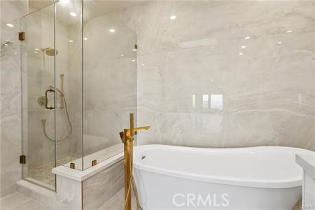 Detail Gallery Image 9 of 22 For 5 Argo, Irvine,  CA 92603 - 4 Beds | 3/1 Baths