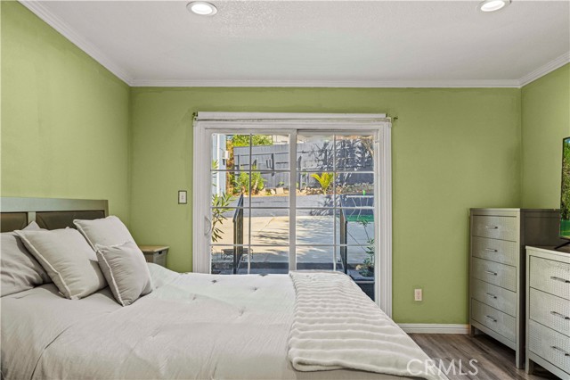 6225 Beard Street, Highland Park CA: https://media.crmls.org/medias/08469664-eac2-474f-854f-ec42c974e417.jpg