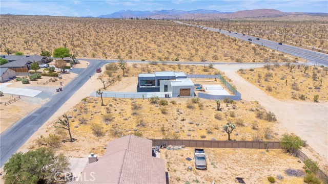 Detail Gallery Image 4 of 20 For 60812 Division St, Joshua Tree,  CA 92252 - – Beds | – Baths