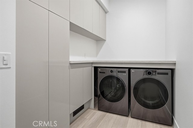 Image 44 of 62 For 7175 Yosemite Park