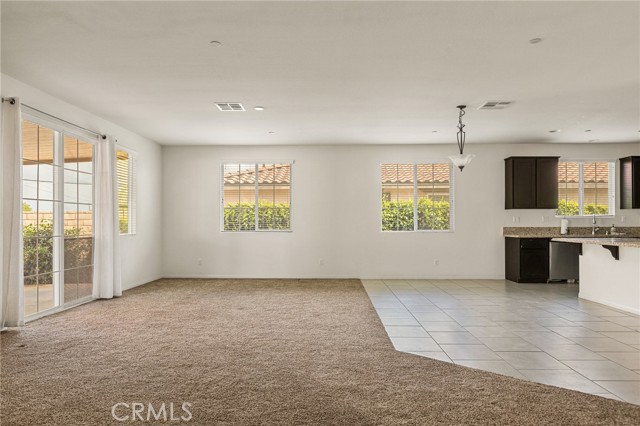 Detail Gallery Image 6 of 22 For 12720 Palomino Ct, Grand Terrace,  CA 92313 - 4 Beds | 2/1 Baths
