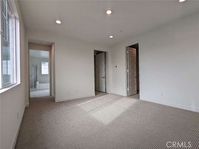 4284 S Heather Privado, Ontario CA: https://media.crmls.org/medias/0847203f-8146-458b-b460-d4ddef45b444.jpg