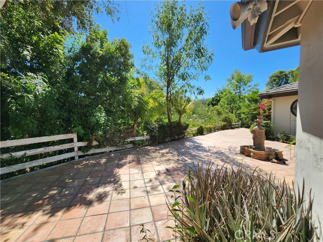 Detail Gallery Image 25 of 27 For 23747 Oakfield Rd, Hidden Hills,  CA 91302 - 5 Beds | 3/1 Baths