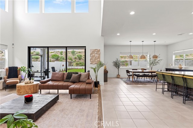 Detail Gallery Image 34 of 74 For 27526 Elderberry Dr, Valencia,  CA 91381 - 5 Beds | 5/1 Baths