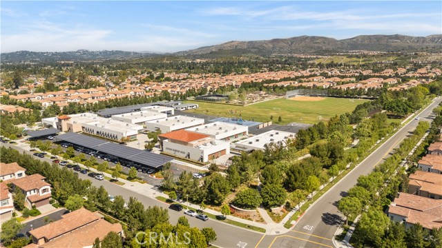 Detail Gallery Image 70 of 75 For 210 Canvas, Irvine,  CA 92620 - 4 Beds | 3/1 Baths