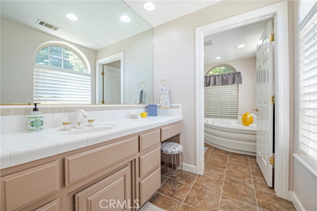 2663 Fallbrook Drive, Merced CA: https://media.crmls.org/medias/08480a5f-9633-46b2-85e0-8bd039ecca03.jpg
