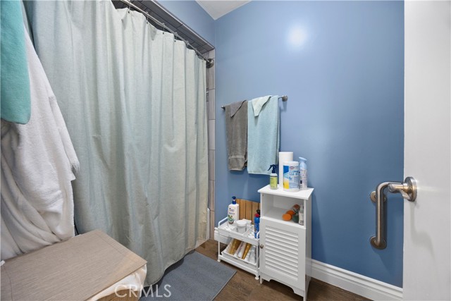 Detail Gallery Image 30 of 40 For 705 Bermuda St, Bakersfield,  CA 93309 - 2 Beds | 2 Baths