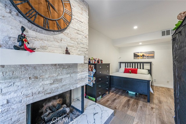 Detail Gallery Image 25 of 50 For 365 W Alameda Ave #203,  Burbank,  CA 91506 - 3 Beds | 2 Baths