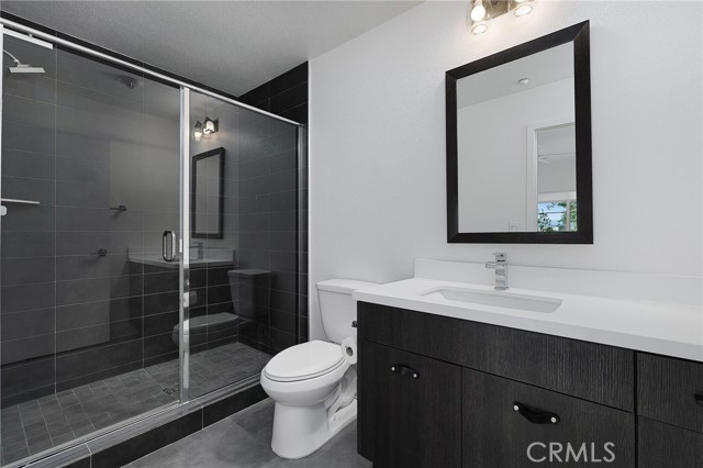 Detail Gallery Image 13 of 37 For 2980 Ripple Pl #107,  Los Angeles,  CA 90039 - 2 Beds | 2 Baths