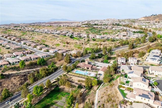 11298 Finders Court, Corona CA: https://media.crmls.org/medias/08493897-04b9-414f-9975-4382af0f4930.jpg