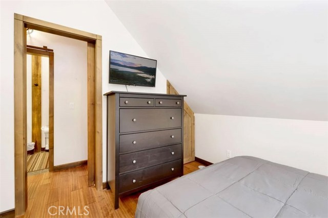 Detail Gallery Image 21 of 32 For 40221 Esterly Ln, Big Bear Lake,  CA 92315 - 3 Beds | 2/1 Baths