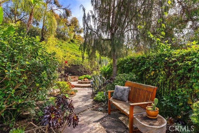 Image 36 of 58 For 65 Castletree